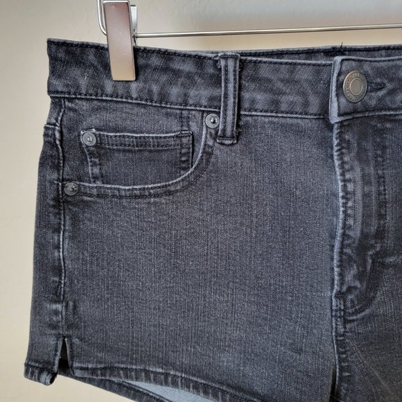 American Eagle Outfitters Hi-Rise Shortie Black Denim Jean Shorts - Picture 3 of 16